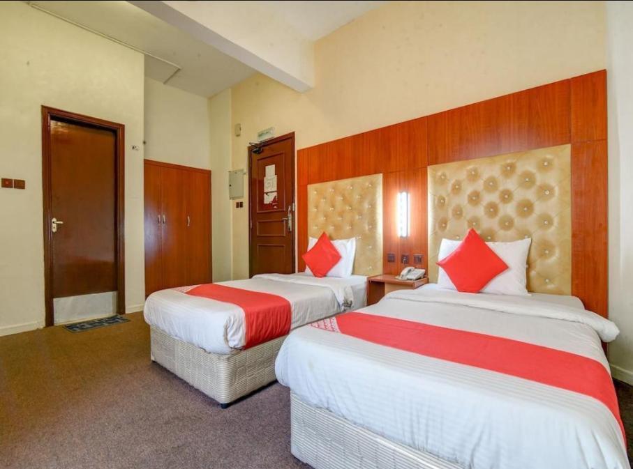 Parasol Hotel Dubaï Extérieur photo