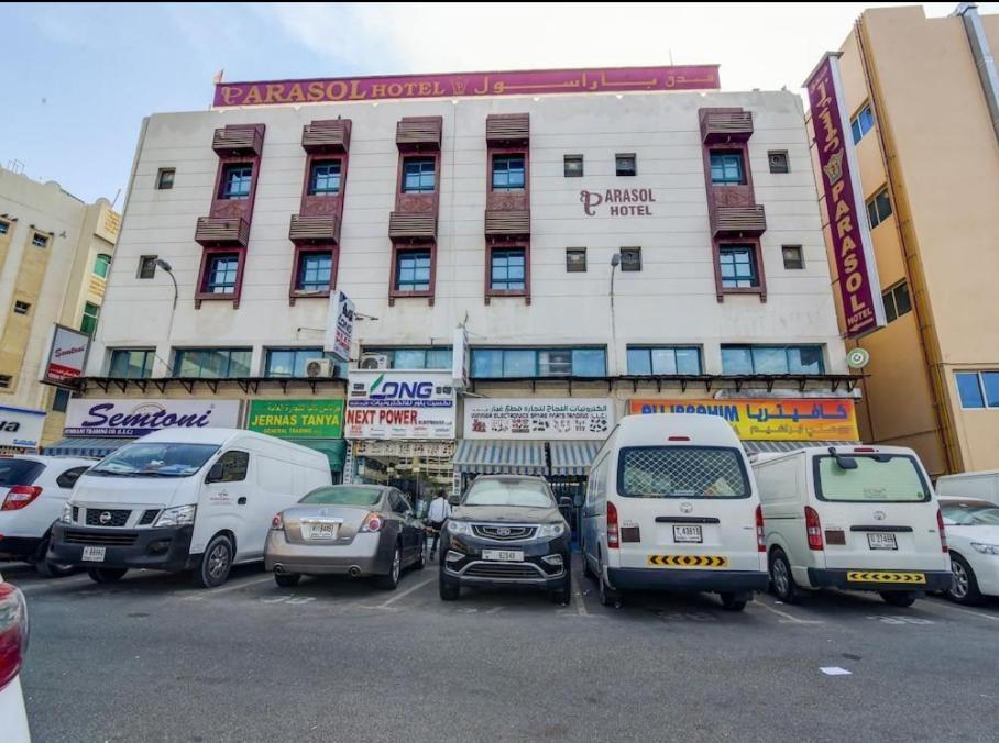 Parasol Hotel Dubaï Extérieur photo