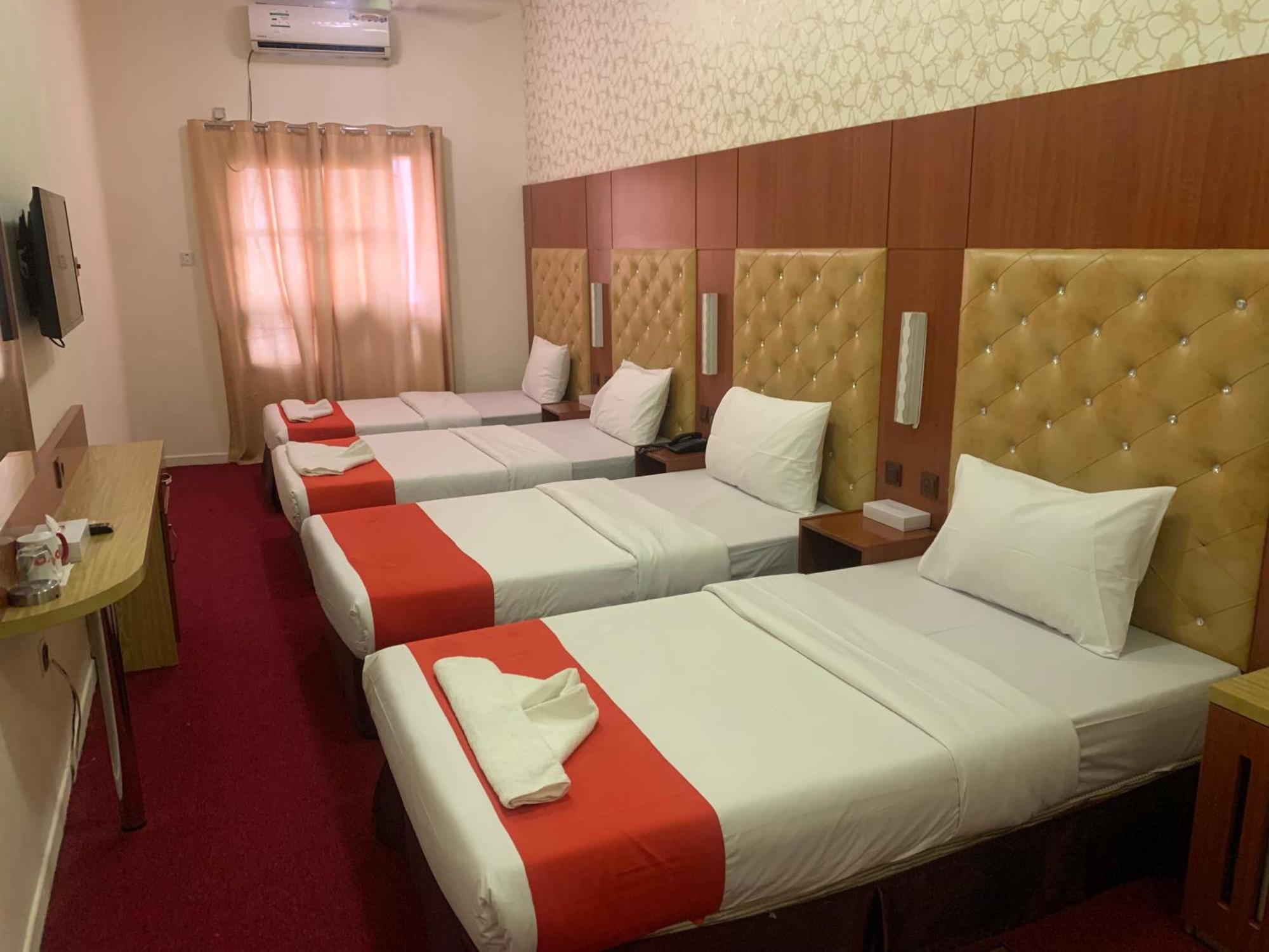 Parasol Hotel Dubaï Extérieur photo