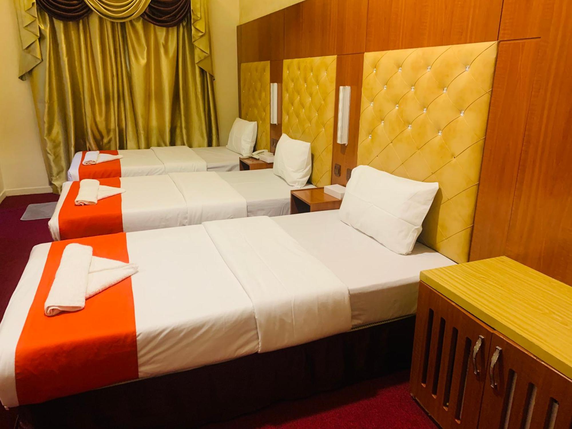 Parasol Hotel Dubaï Extérieur photo
